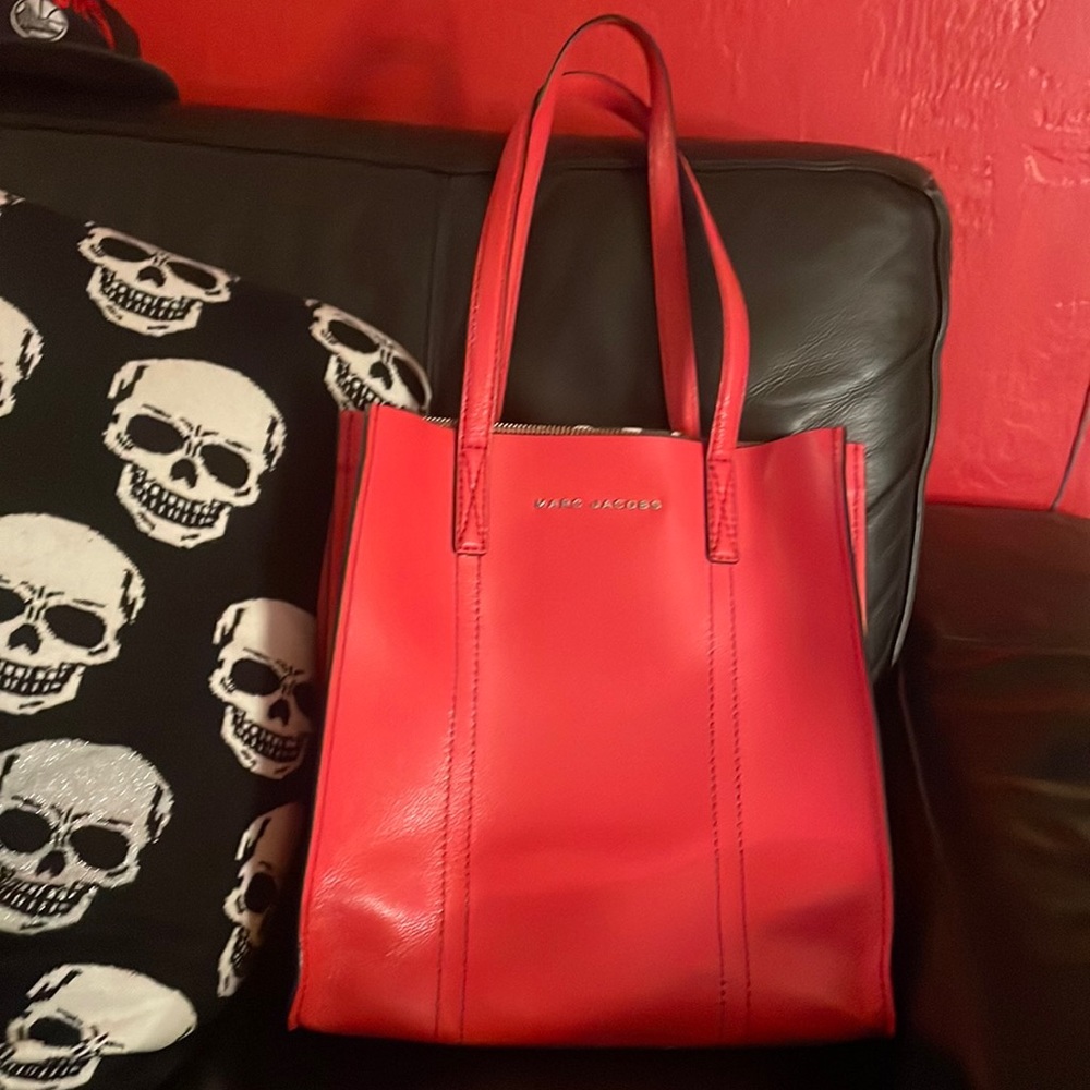 Marc Jacobs leather tote